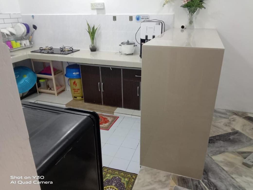 Imani Homestay Beach Gateway Bagan Lalang Kampong Bagan Lalang Exterior foto